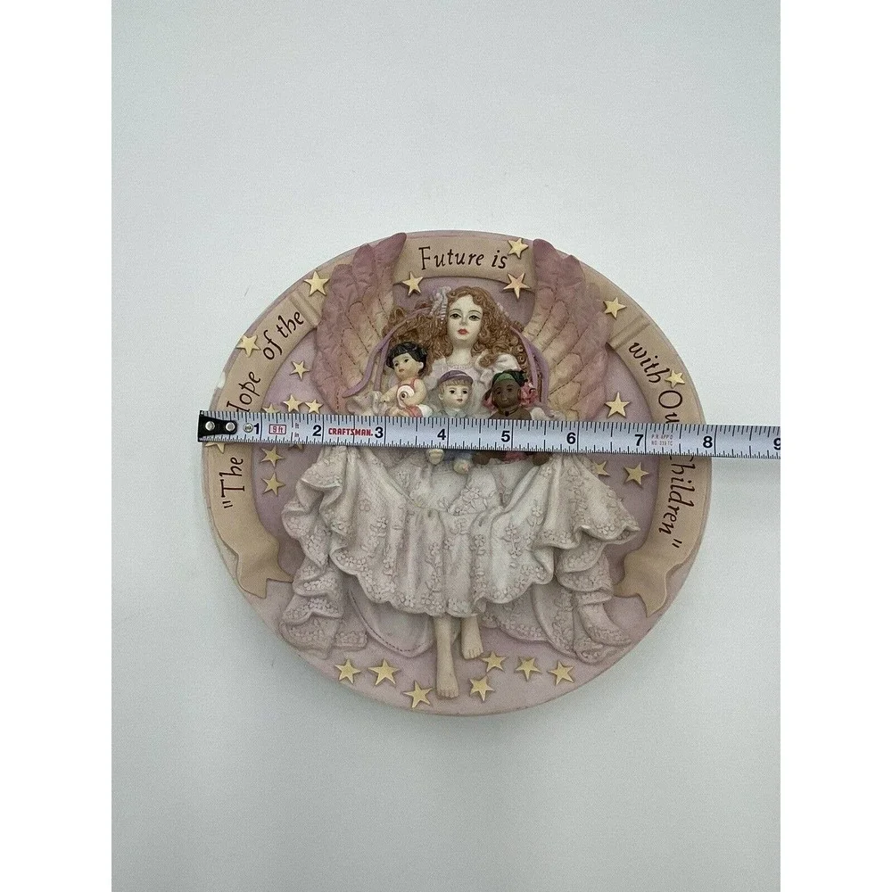 Seymour Mann Studios vtg 1996
